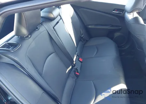 2022 Toyota Prius Xle Awd-E z USA, uszkodzony, nr VIN JTDL9MFU1N3033678